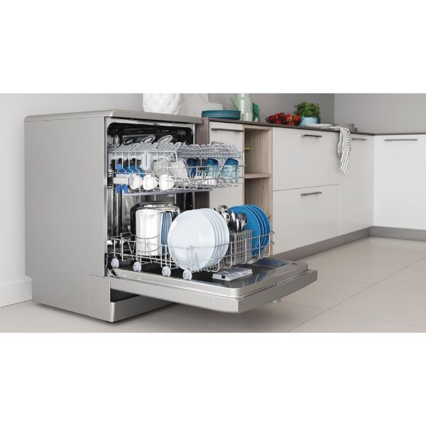Picture of Indesit D2F HK26 S UK Full Size Dishwasher in Silver