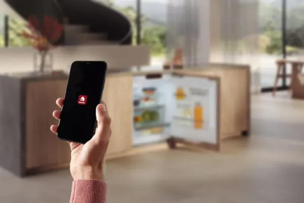 Miele KU 7015 D Built Under Fridge with LED Lighting and Split Door Shelves_app