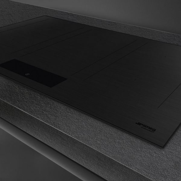 Smeg SIM3864MB 80cm Induction Auto-Vent 2.0 Hob Matte Black controls