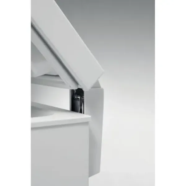 OS2A1002UK2_edge