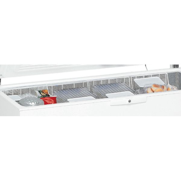 Whirlpool WHM46122 Low Frost Chest Freezer in White_inside