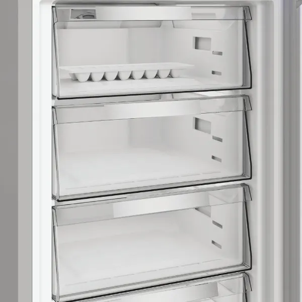 Hotpoint HPKF 6353 XP4UK Freestanding 50/50 Fridge Freezer in Silver - Main storage 2