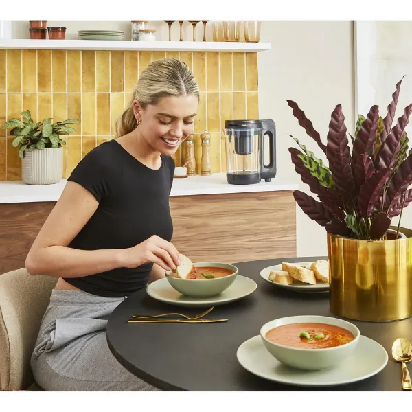 Morphy Richards 501050 Clarity 1.6L Soup Maker - Glass_eating soup