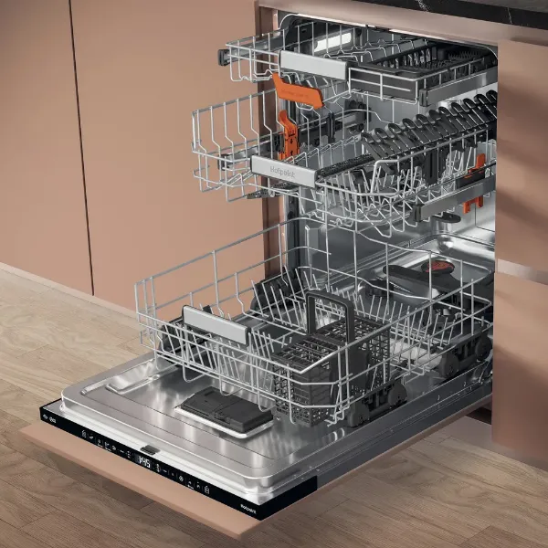 Hotpoint H8IA115M4TUSUK Hydroforce Integrated Full Size Dishwasher with Maxi Space Tub open