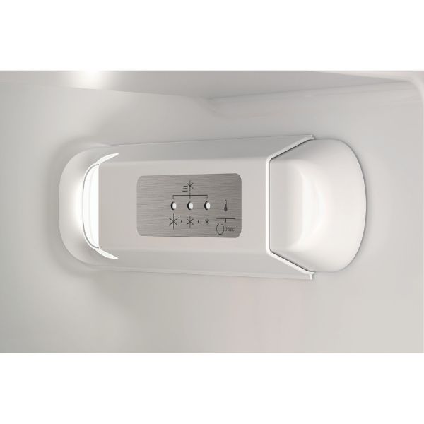 Hotpoint HTC18D011A1 built in fridge freezer temperature