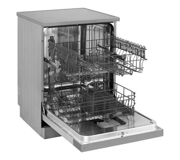 LG DF030FL 13 Place Setting Full Size Freestanding Dishwasher in Silver_interior empty