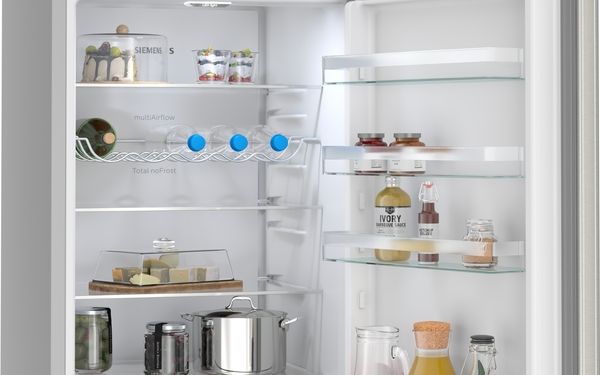 Siemens KG39NXIBF Freestanding Fridge-Freezer In Inox-easyclean