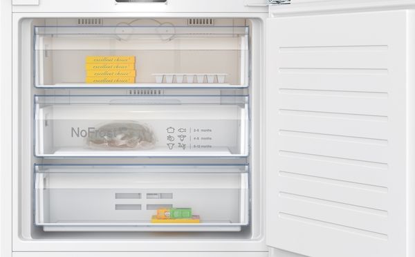 Neff KB7966DD0, Built-in fridge-freezer with freezer at bottom 