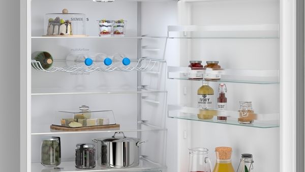 Siemens KG49NXIDF Freestanding Fridge Freezer in Brushed Steel anti-fingerprint