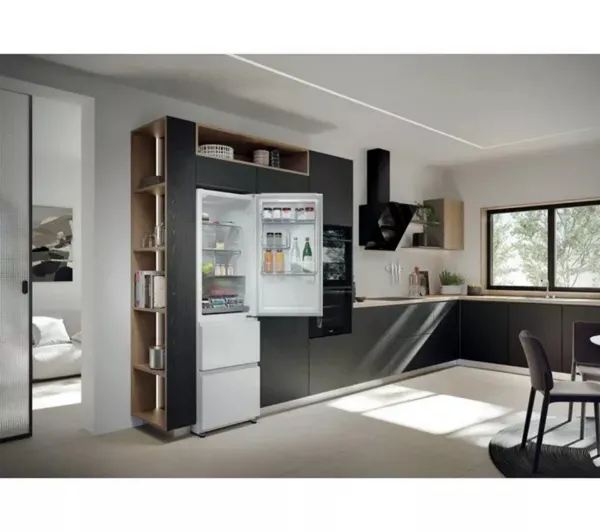 Haier HTR3518ENMWK 60/40 Total Frost Free Fridge Freezer - White