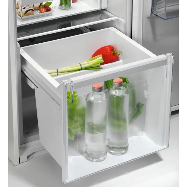 AEG TK6DS181ES 6000 DynamicAir Integrated Larder Fridge_Drawer Detail