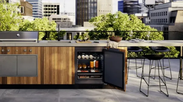 Liebherr UORpr365i Prime Integrated Outdoor Larder Fridge_Installed Outdoor Kitchen View