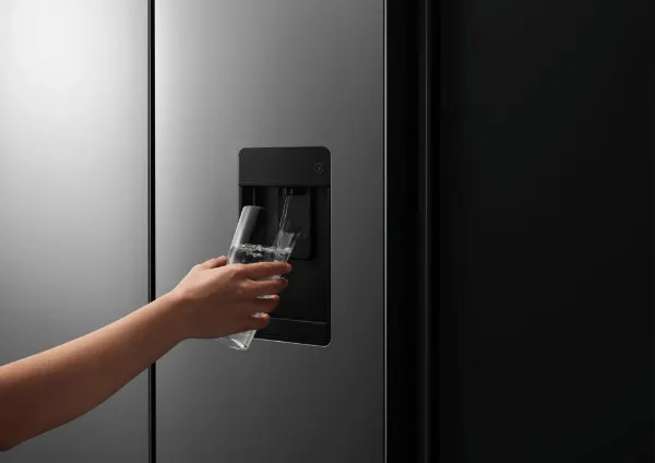 Fisher & Paykel RF505ANUX1 Adaptive French Door, Refrigerator Freezer - Stainless Steel_water dispenser 