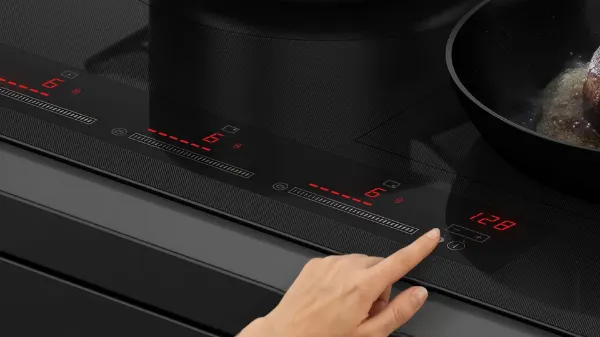 Fisher & Paykel CI905ZZDTB5 Induction Hob - Black