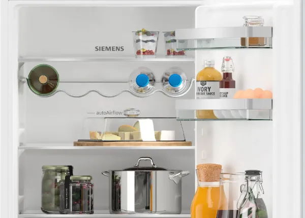 Siemens KI86NVSE0G 177.2 x 54.1 cm Built-in fridge-freezer with freezer at the bottom