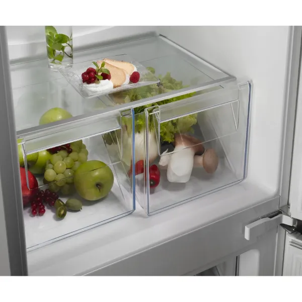 AEG NSC7T185ES 54.6cm 50/50 Built In Frost Free Fridge Freezer